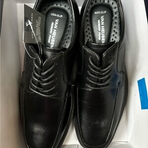 Van Heusen Black Men's Dress Shoes